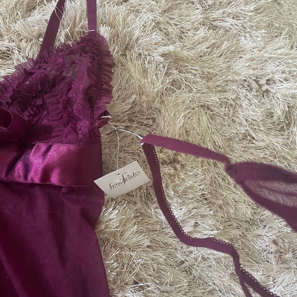 Burgundy Mesh Babydoll - Picture 9 of 11